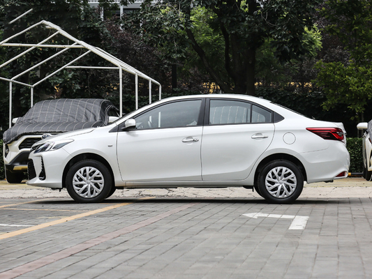 2022 vitesse automatique CVT des véhicules passagers de FAW Toyota Vios 1.5L 82kw 8