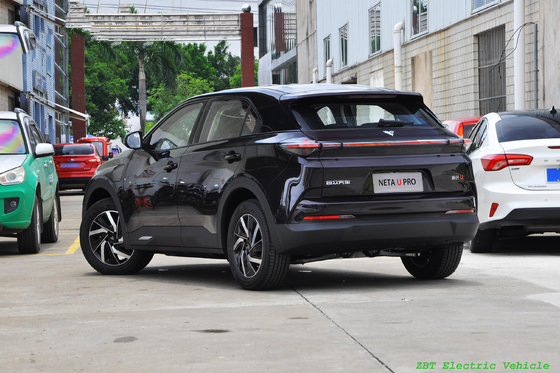 Pro véhicules passagers automatiques électriques purs de Neta U avec le toit ouvrant ouvrable 50-70kWh