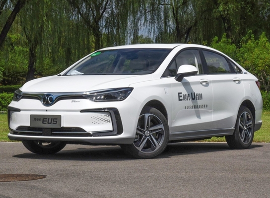 Chaîne intelligente de la voiture électrique 416km de Baic de long terme de la berline EU5 R500