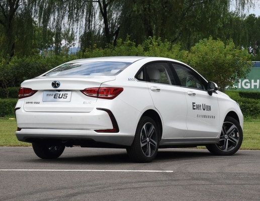 Chaîne intelligente de la voiture électrique 416km de Baic de long terme de la berline EU5 R500