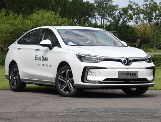 Chaîne intelligente de la voiture électrique 416km de Baic de long terme de la berline EU5 R500