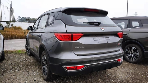 L'essence SUV de SINOTRUK a utilisé le véhicule à moteur 1.5T+6AT 175km/H