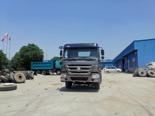 385 puissances en chevaux Sinotruk Howo 6x4 ont utilisé les camions résistants 6x4 ZZ4257N3247C1