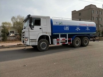10 euro utilisé 3 du camion de réservoir d'eau de carburant diesel de mètre cube 173HP